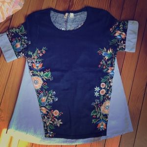 Anthropologie Moth embroidered top shirt